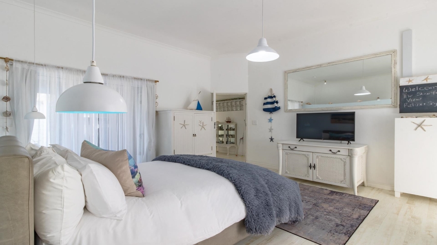 4 Bedroom Property for Sale in Grotto Bay Western Cape